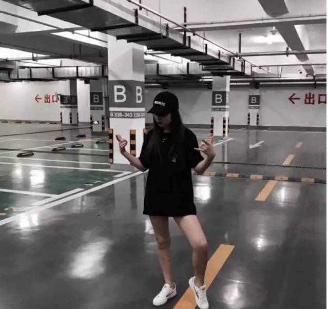 回力logo_回力鞋后面logo是怎么_回力warrior和回力区别