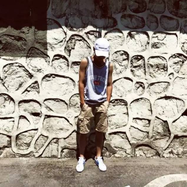 回力logo_回力warrior和回力区别_回力鞋后面logo是怎么