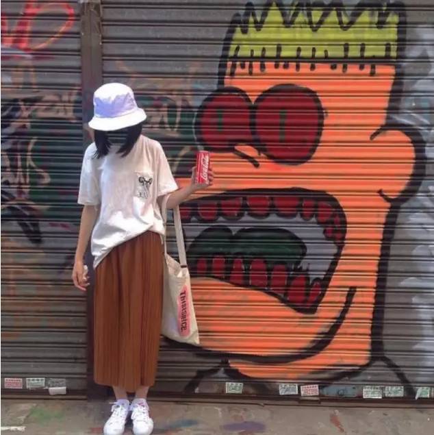 回力warrior和回力区别_回力鞋后面logo是怎么_回力logo