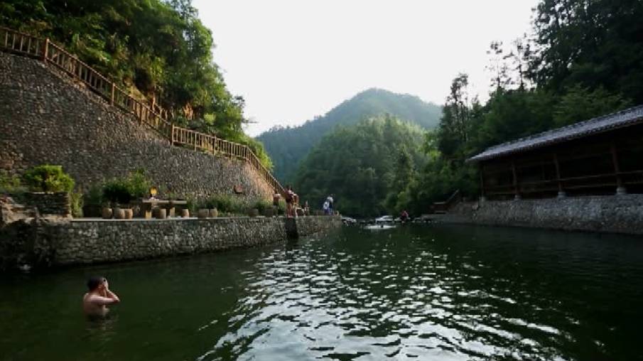 源头亲水九溪龙门
