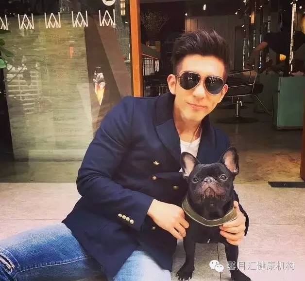 42岁的贾静雯宣布怀上了第三胎!高龄女性怀孕需要注意什么?-怀孕期