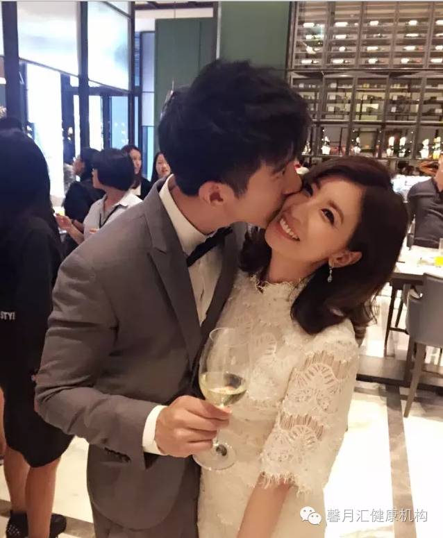 42岁的贾静雯宣布怀上了第三胎!高龄女性怀孕需要注意什么?-怀孕期