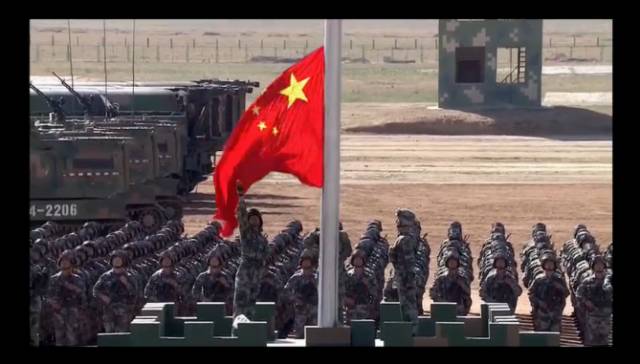 日本网友第一次看中国建军节阅兵直播 啥反应？