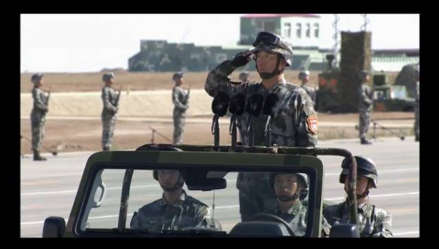 日本网友第一次看中国建军节阅兵直播 啥反应？