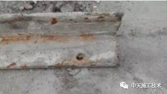 【工法】利用角钢防止剪力墙漏浆施工工法