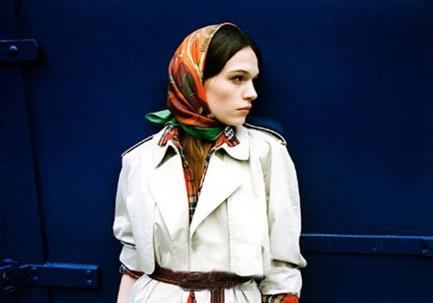法国女人认为戴头巾是一种时尚