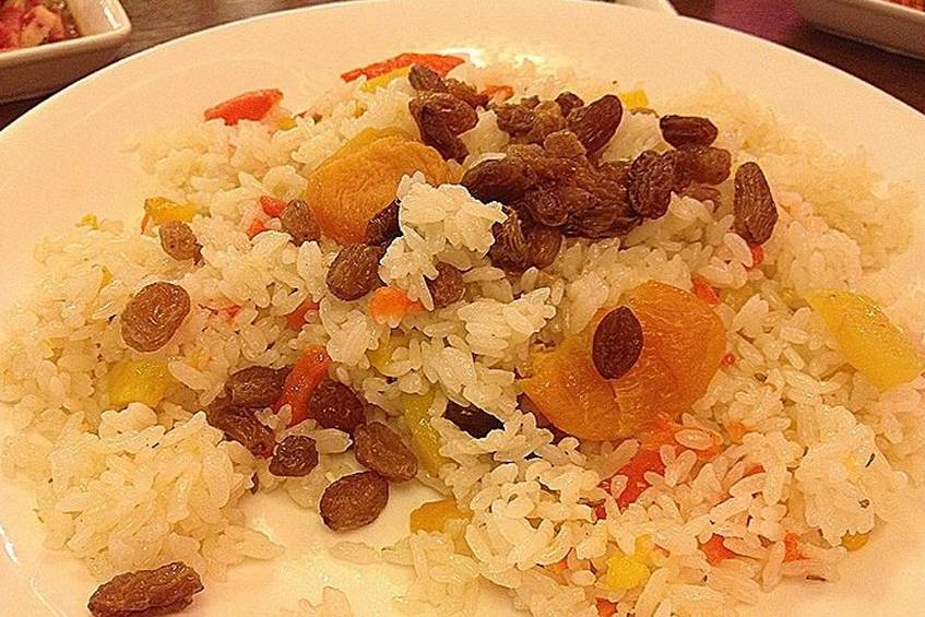 深夜食堂:米香肉嫩 让人欲罢不能,乌鲁木齐好吃到跳脚的抓饭馆子!