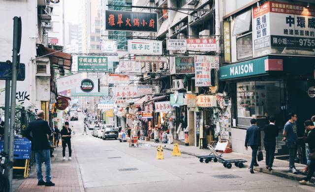 香港的黄金市场与其他哪三个城市