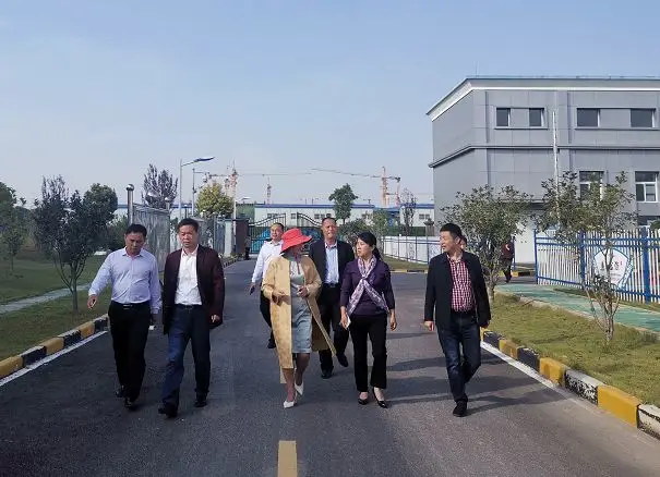 团体首席品牌经营官张勤一行到临周口银龙