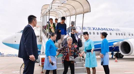 恐怖災難來臨，1.7萬中國人被困，天崩地裂人人絕望！這時，天空「轟隆隆「飛來6架大飛機，把人們都看呆了！ 靈異 第68張