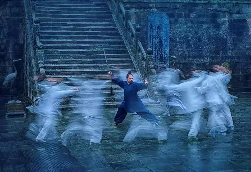 丹道修炼：什么是炼养结合？什么是上虚下实！