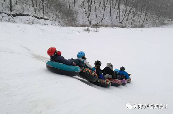 智圆行2017冬G线【体验东北】雪村老里克湖7日活动《体验东北》长春市—中国雪村—吉林长白山—魔界—雾凇岛7日经典户外徒步路线