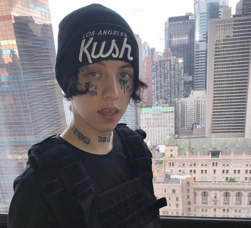 Lil XAN进入戒毒康复中心,表示自己要戒掉“药片”与“混合饮料”