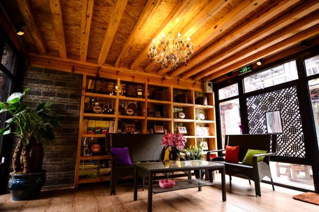 丽江到大理怎么去比较方便_大理丽江怎么走_丽江到大理中间有什么玩的