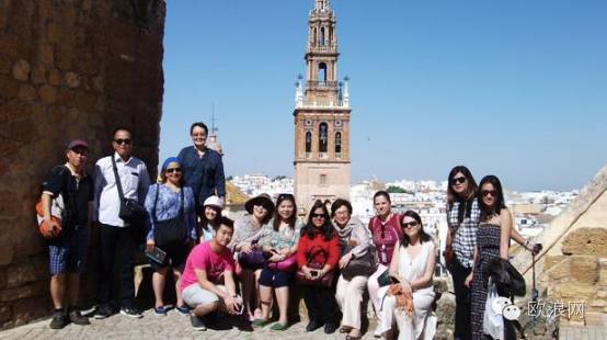 【欧浪网】旅游市场中国人成“香饽饽”  西媒主张“以细节服务”取胜