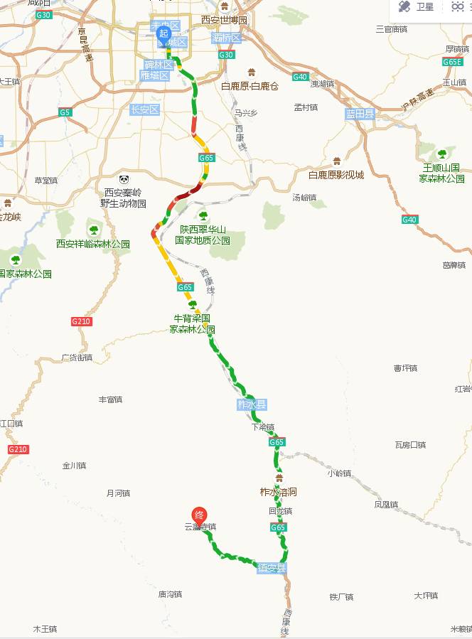 起来的人们住进了样式新颖的楼房,商业中心也从古街转到了公路沿线
