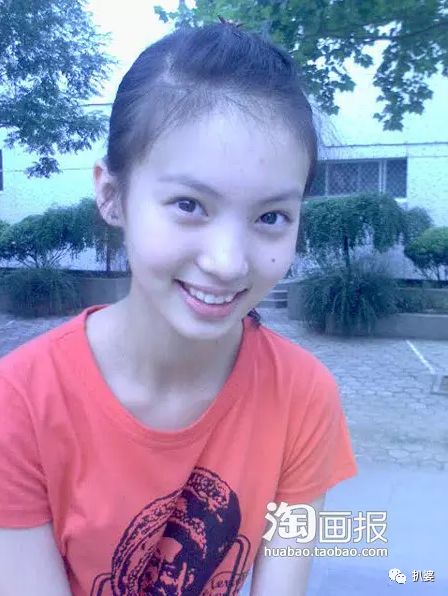 双双否认却处处暧昧贾乃亮和邓伦前女友的新恋情里好多宝藏啊