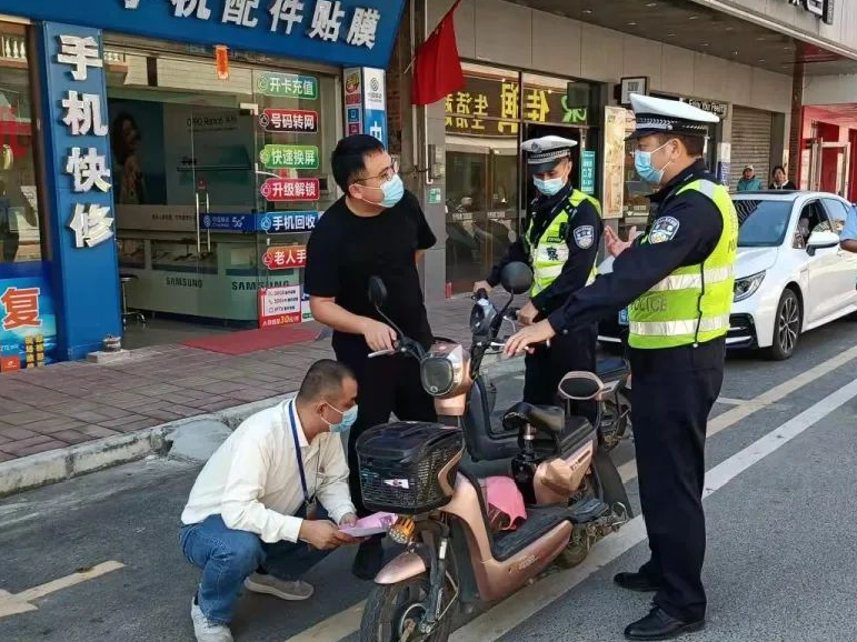 推出免费上牌服务设置流动入户点事关电动自行车上牌肇庆这样做