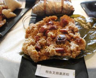 有限公司:特大双肉粽 绿杨村酒家:蛋黄肉粽 松江区泗泾镇广利粽子店
