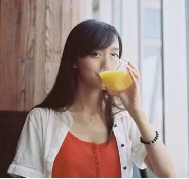林心如的一杯减肥水,治便秘调月经,速瘦15斤!