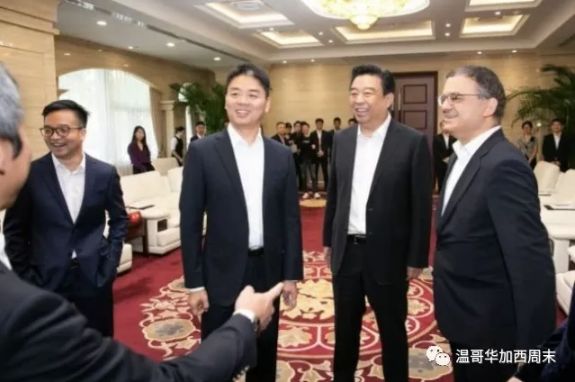 刘强东案初步调查完成 已移交检方 律师: 强暴重罪 至少12年牢狱