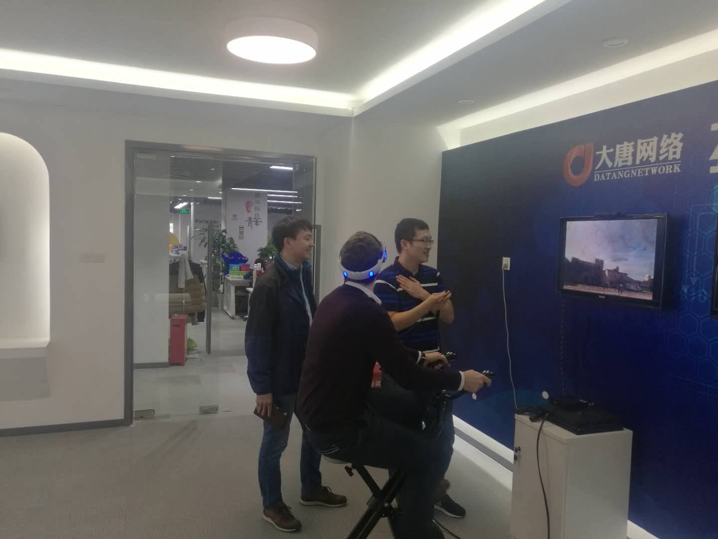 加强协会国际交流，促进企业国际合作