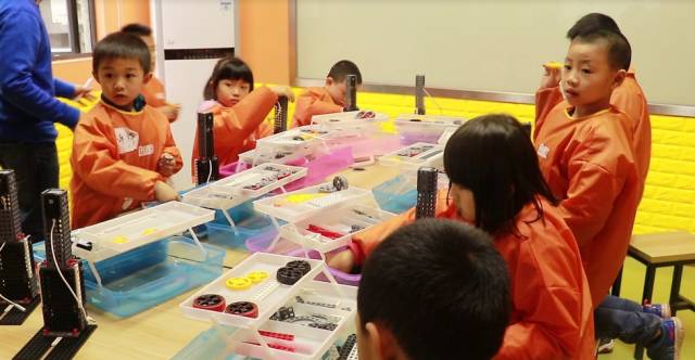 我是小创客冬令营落幕