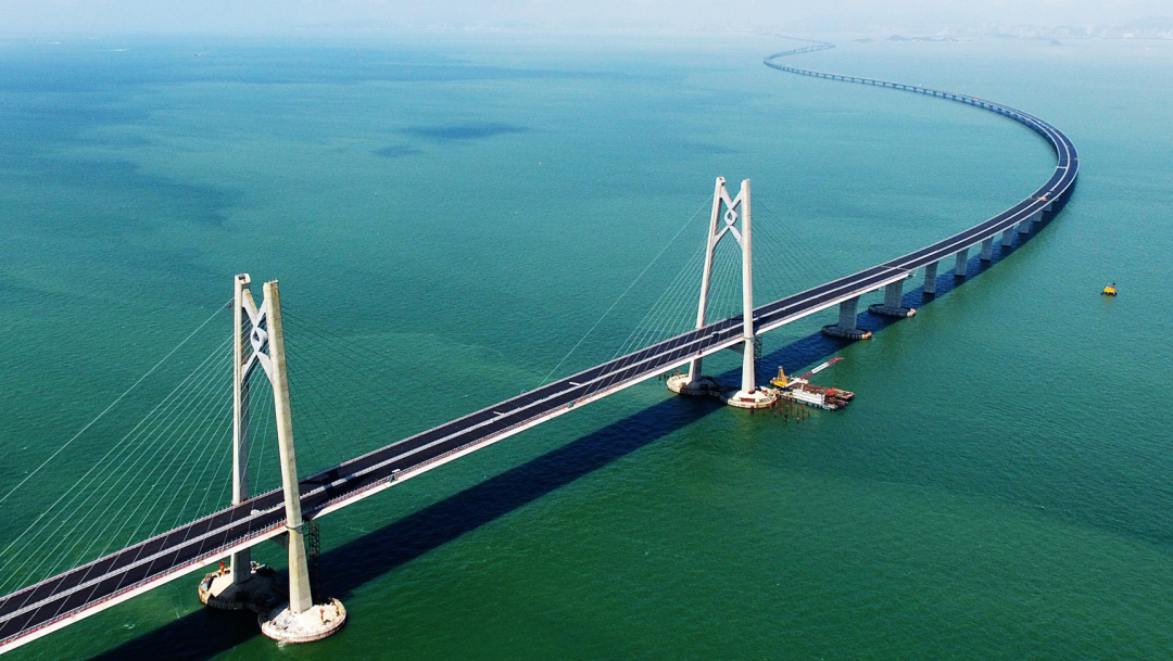 港珠澳大桥荣获2020年国际桥梁大会首个超级工程奖
