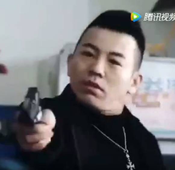 尼古拉斯赵四光临二驴的直播间!二人连麦互动!二驴毕恭毕敬!