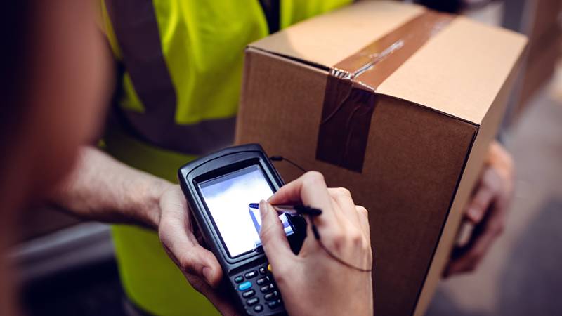 物流时事 | “签收未收到”成常态，为完成签收率，快递员成骗子帮凶？