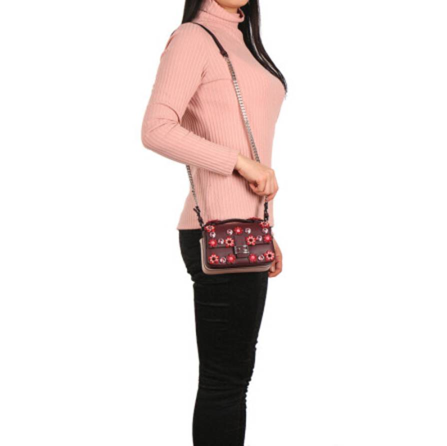 奶茶帮刘强东代言的京东时尚 Gucci,Prada都哭了