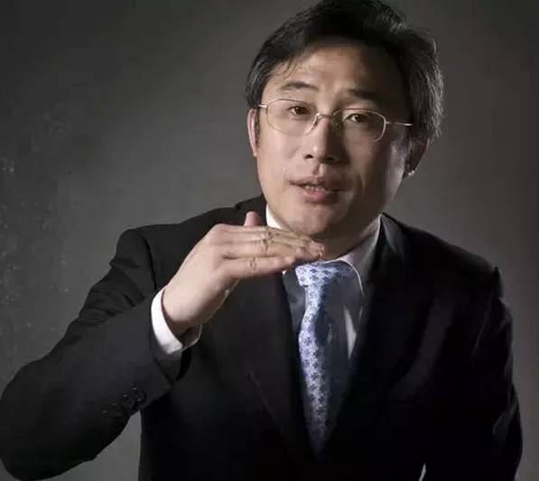 姜洋老师是上海鸿风领导力学院的创始人董事长,在国营,民营,外资等