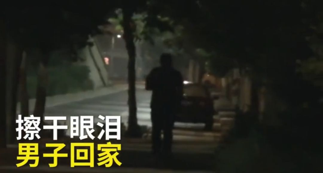 蔡康永一句话让成龙痛哭:中年崩溃,无声硬扛