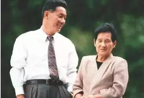 林肯公园主唱自杀：你永远不知道，有些人为什么痛哭