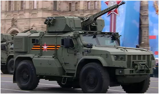 俄罗斯举行纪念卫国战争胜利76周年阅兵，武器亮点都在这里了!