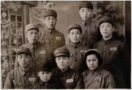 深情岁月：王炜《我与母亲》朗诵  继禹