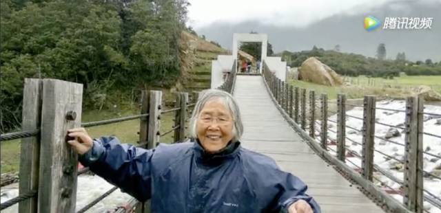 84岁老太太骑行5000公里去西藏，竟然还说扫兴！ - 32