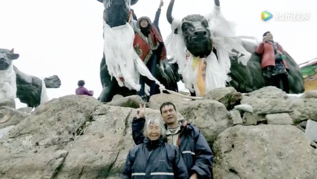 84岁老太太骑行5000公里去西藏，竟然还说扫兴！ - 30
