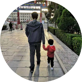 给大魔王讲故事