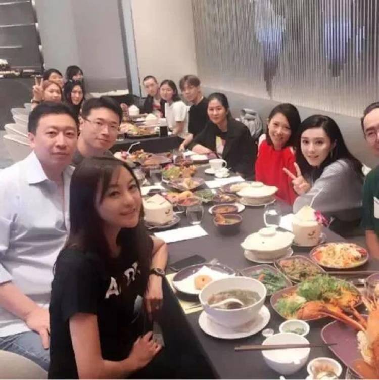 范冰冰公司员工3年0离职,原因从一顿饭中就可以看出来!