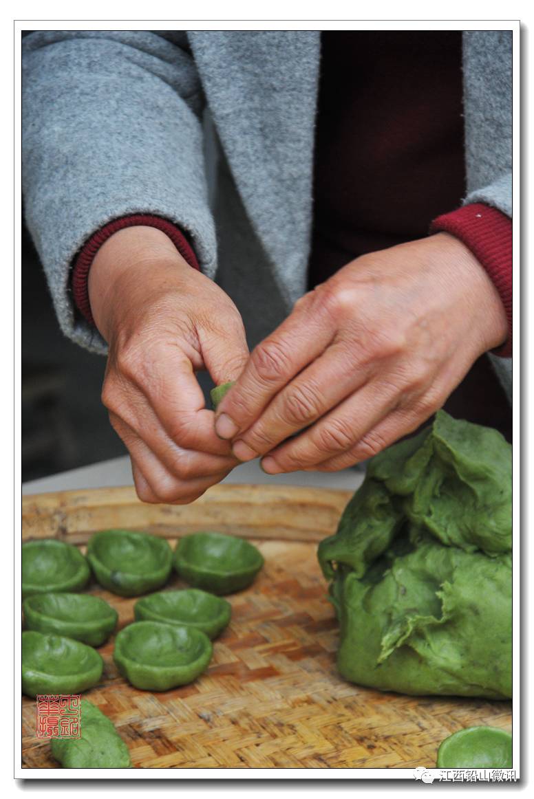 【美食铅山】铅山的灯盏粿那么有名,你可知道它的做法