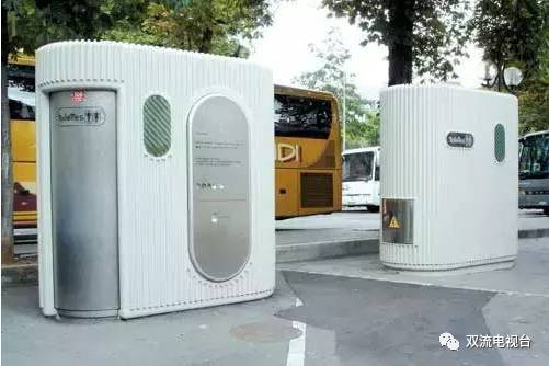 慎入！居然有人把厕所搞成这样！惊呆了…