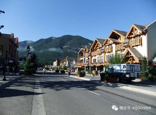 世界最美学游，你愿意与她邂逅吗？！