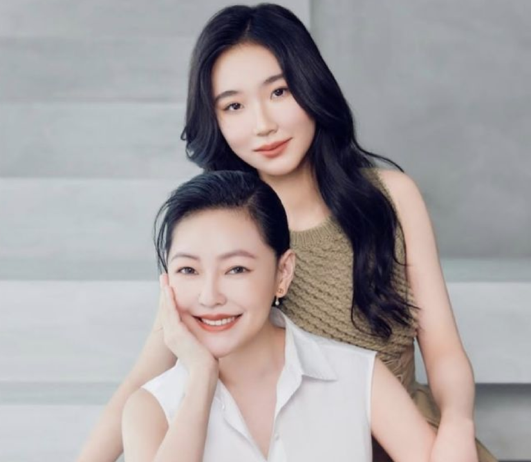小S与二女儿Lily合照?……|徐熙娣|许韶恩_新浪新闻