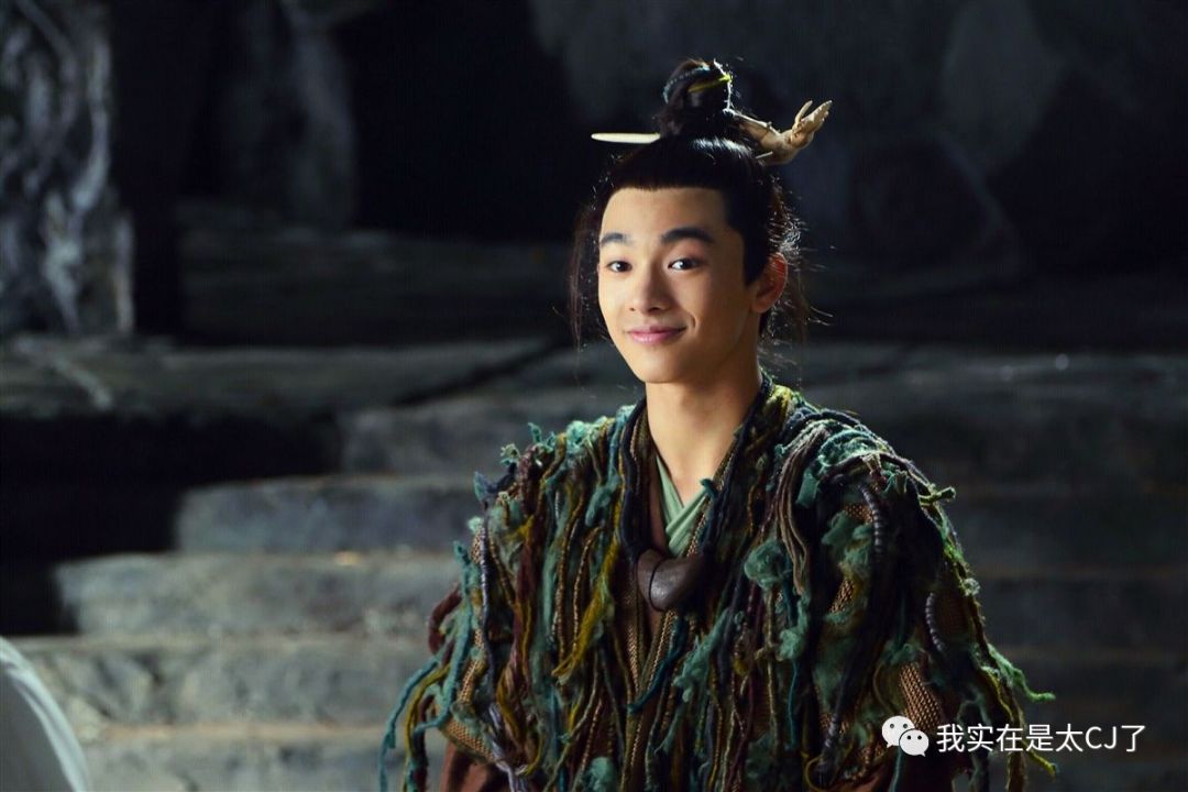 比如张宥浩,就是剧版《三生三世十里桃花》里的迷谷