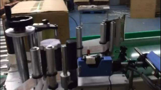 E125貼標噴碼應用：即噴即貼 解決方案