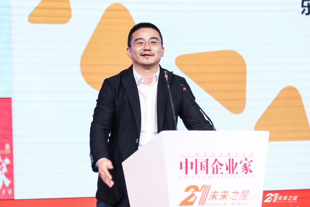 乐元素董事会主席,ceo王海宁.