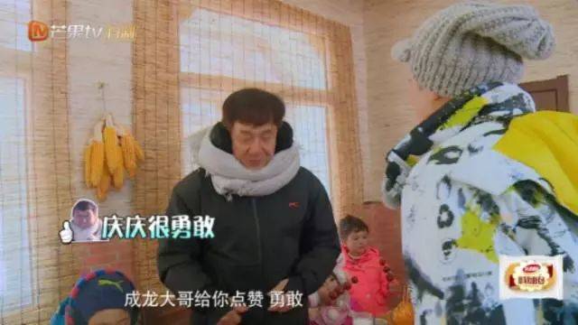 爸爸去哪儿董力服装_董力阿拉蕾拍爸爸去哪儿住宿_董大力爸爸去哪儿