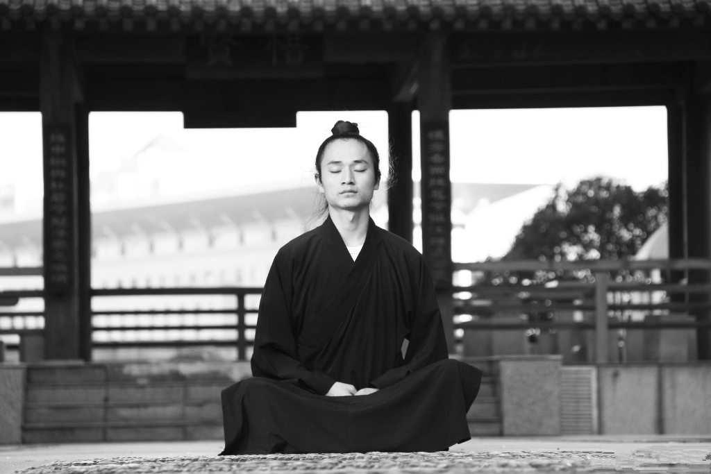 丹道修炼唯一正确的入门途径：致虚极，守静笃！