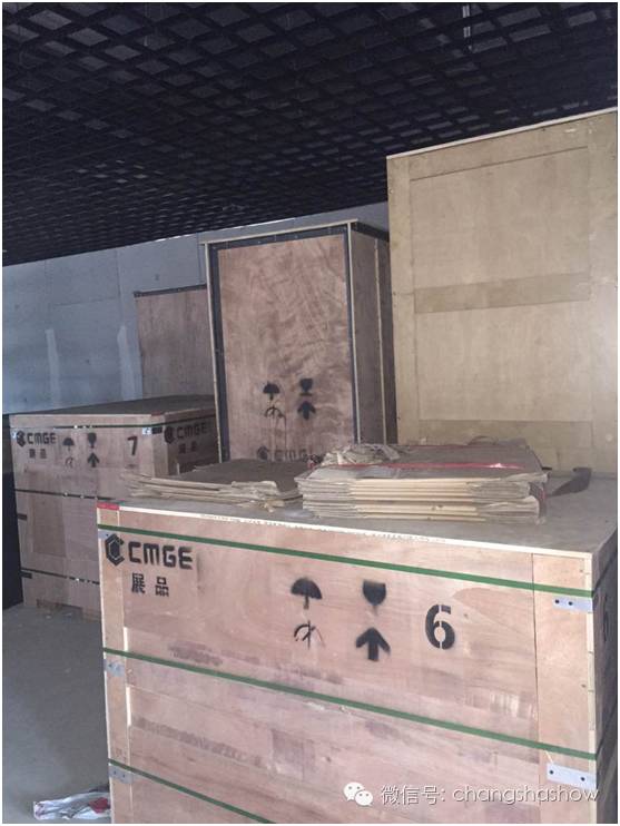 全程干货（展柜设计图手绘平面图）展柜布置图，【最新动态】展柜展具及部分展品陆续进场 布展工程紧锣密鼓，(图21)